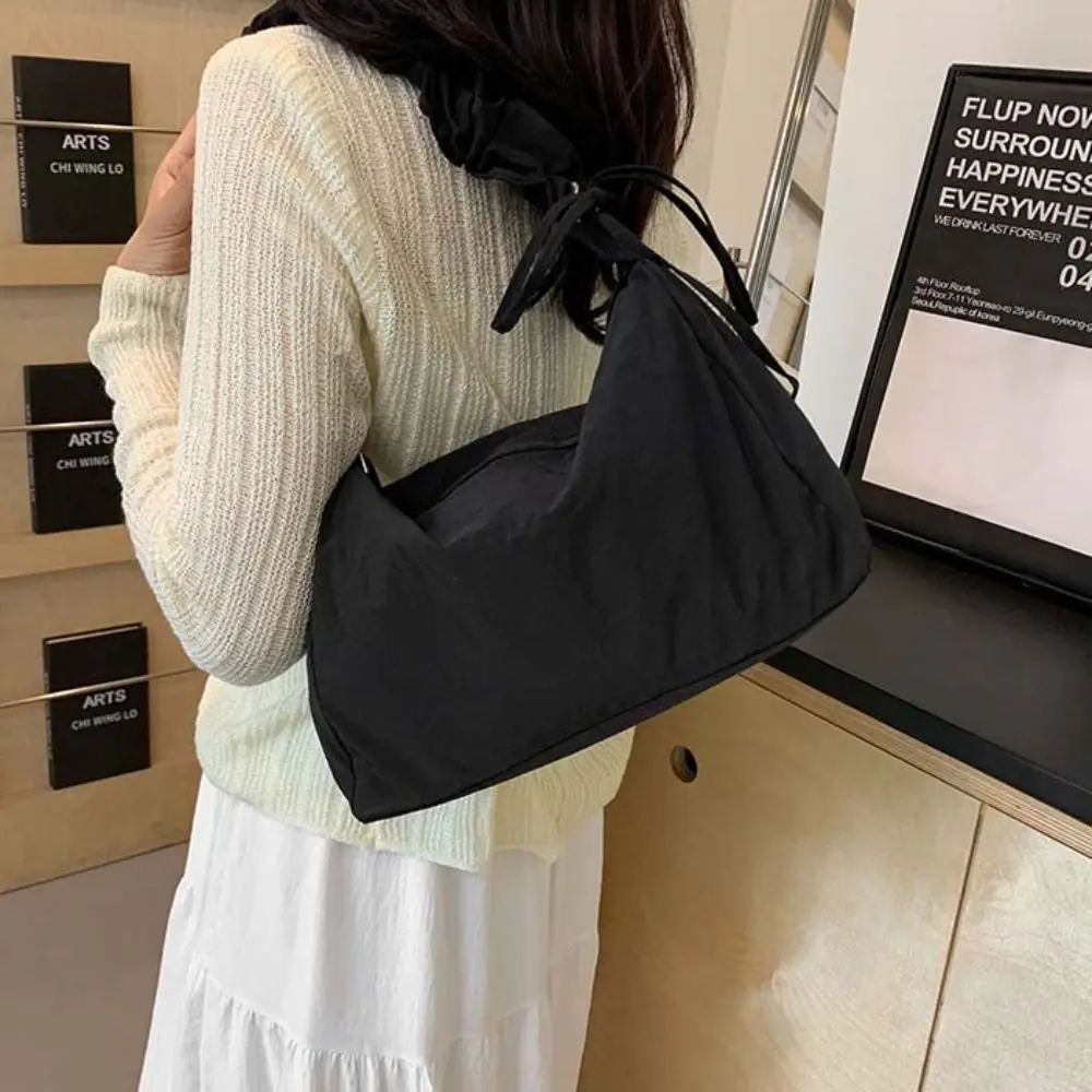 Korean Style Solid Color Crossbody Bag Large Capacity Niche Design Light Soft Nylon Bag Tote Bag Wrinkle Drawstring Strap