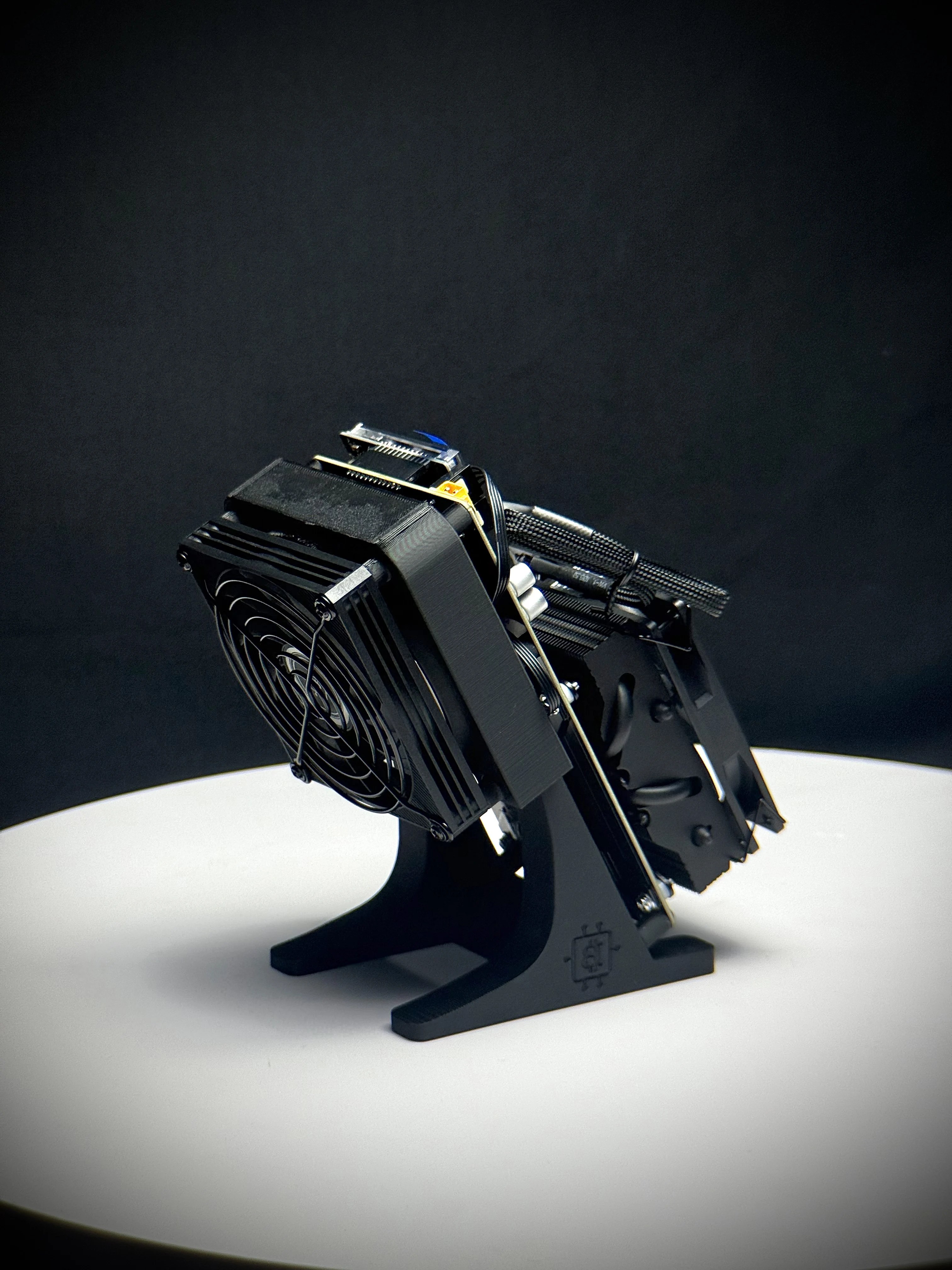 Nieuwe verbeterde NerdQaxe++ Rev 6.1 6T Blockchain Open Source Miner Professionele Crypto Mining Machine