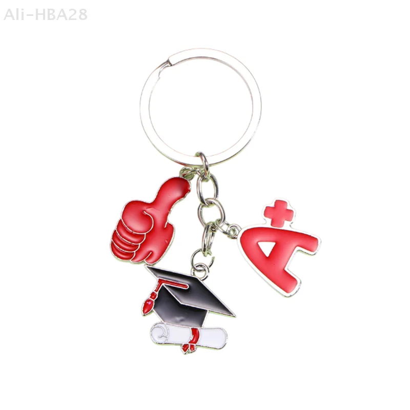 Fashion Friendship GradFuation Ceremony Keychain, Graduation Lovely Enamel Graduation Cap Keychain Commemorative Graduation Gift