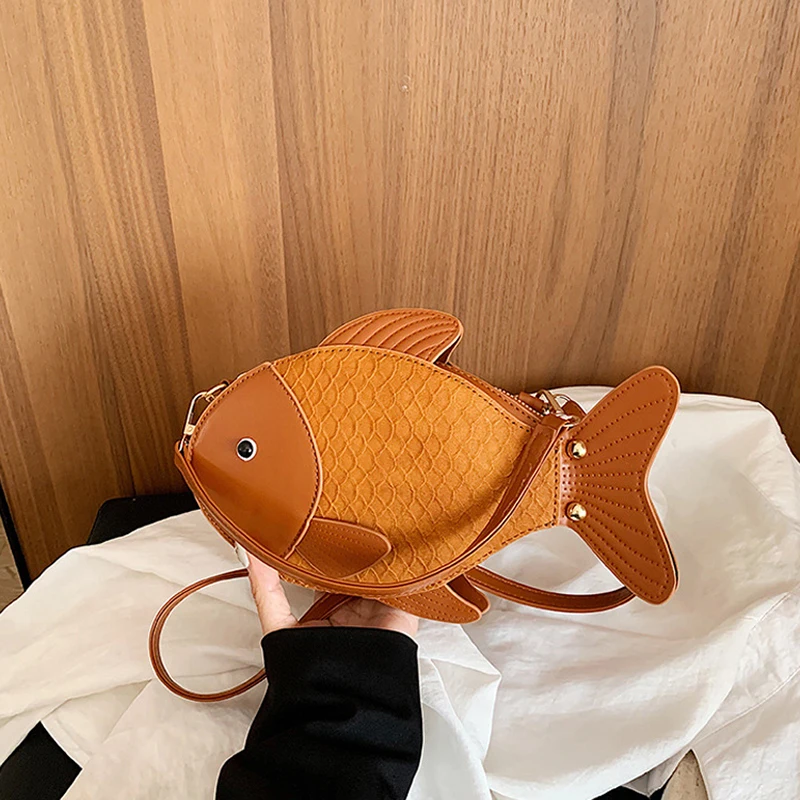Koi-Fisch-förmige Umhängetasche, Damen-Sling-Bag, Kreative PU-Handtasche, Niedliches Einzigartiges Design für den täglichen Arbeitsweg, Münzbörse – Detail 5