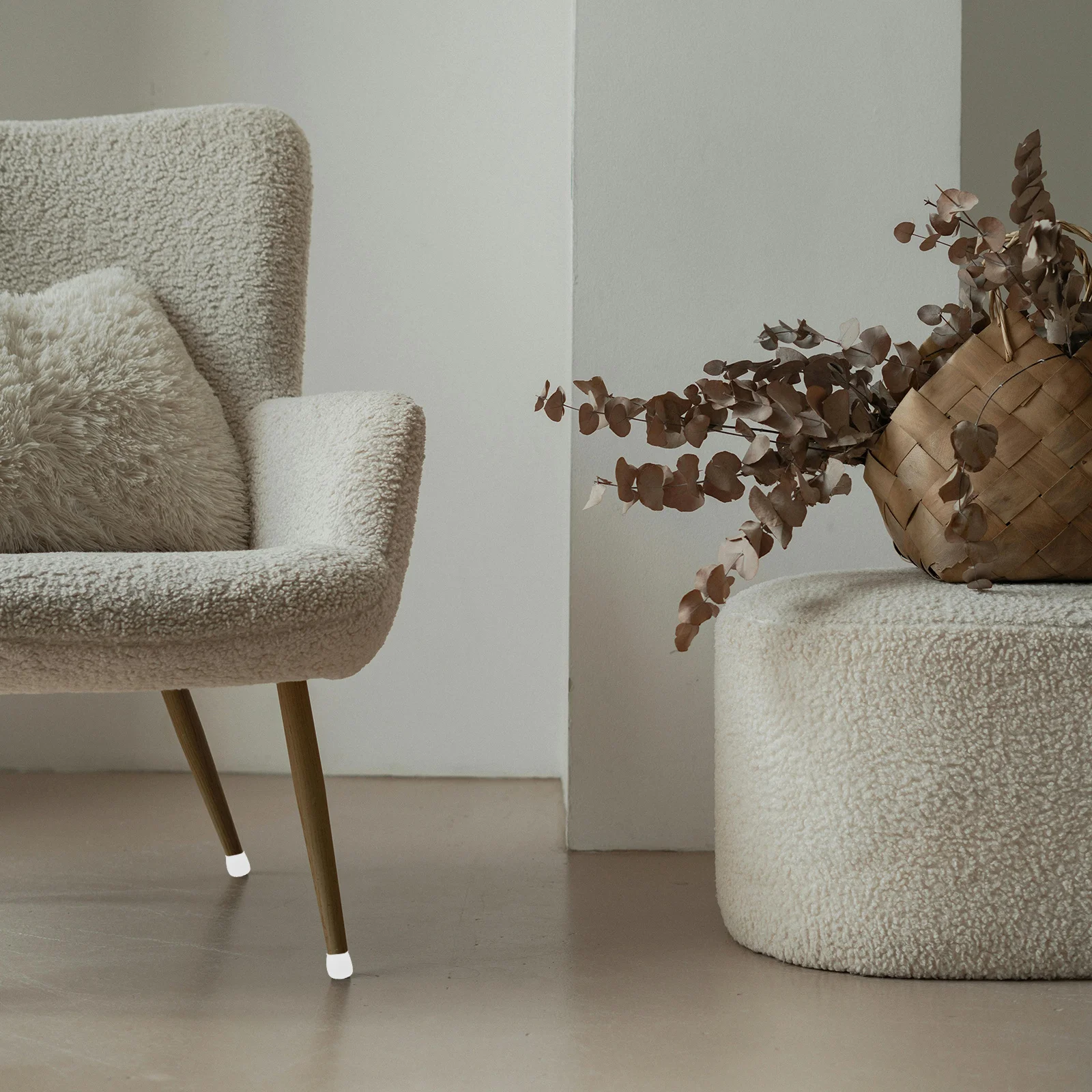 

20Pcs Chair Leg Covers Silicone Table Footpads Floor Protection Mute Desk Chair Feet Covers for Hardwood Laminate Tile