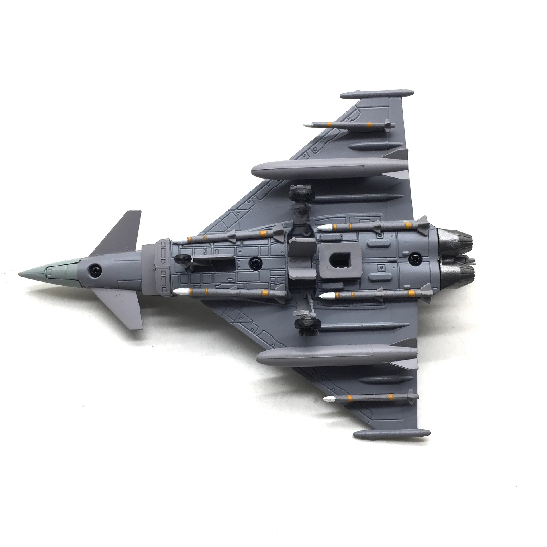 1/100 escala europeu typhoon ef2000 simulação da força aérea alemã liga modelo de aeronave de combate produtos acabados