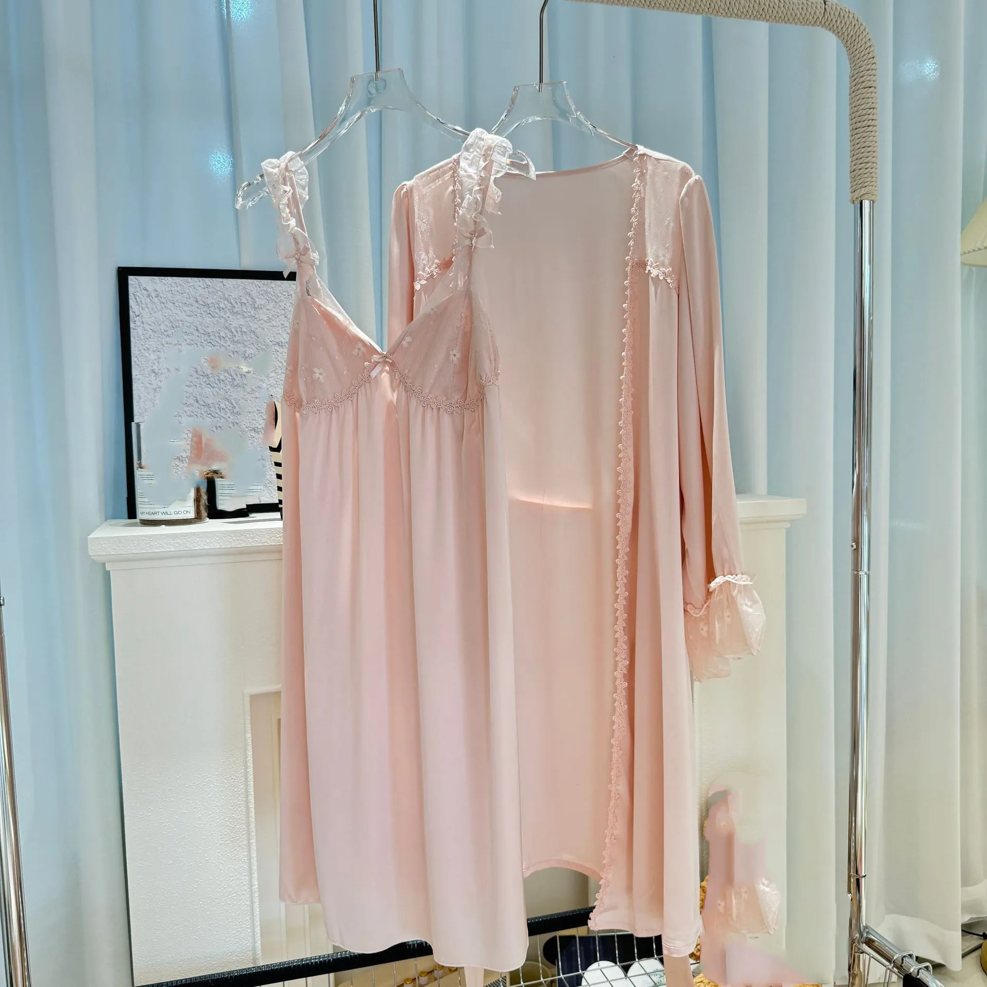 เซ็กซี่ Elegant เจ้าสาวงานแต่งงานสีชมพู Robe ชุดราตรีชุดฤดูร้อนผู้หญิงชุดนอน Nightgown ผ้าไหมเรยอน Homewear Loungewear