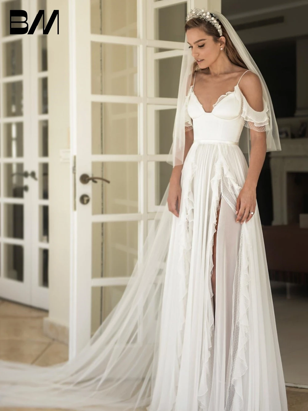 Romantic V-neck Wedding Dress Elegant Off the Shoulder Side Slit Custom Made Gown Beach No Veil Bridal Gown Robe De Mariee