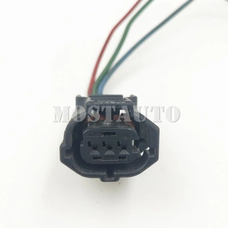 3-Pin Sumitomo Connector Plug For Camshaft Sensor and Headlight Compatible with Toyota and Lexus