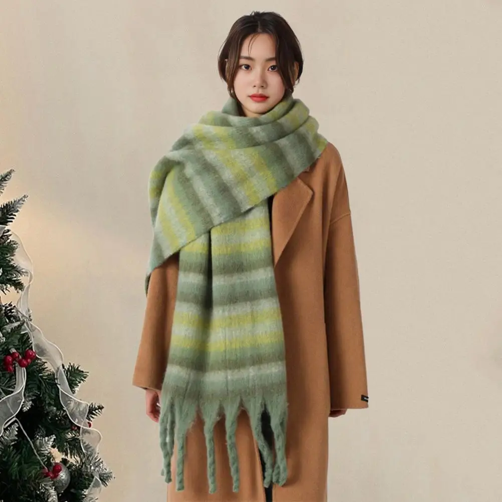 Versatile Plaid Shawl Classic Retro Scarf Oversized Plaid Scarf for Women Winter Shawl Wrap with Tassel Detail for Ladies