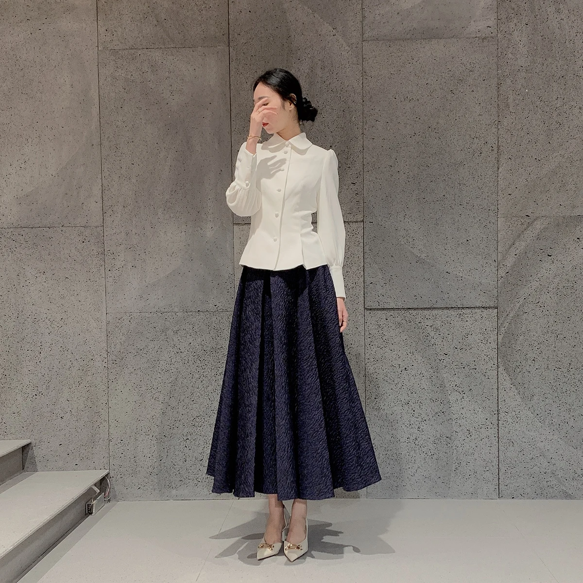 

Новинка! Женская приталенная блузка Ele Prince: повседневный деловой стиль, однотонная, для работы и отдыха...