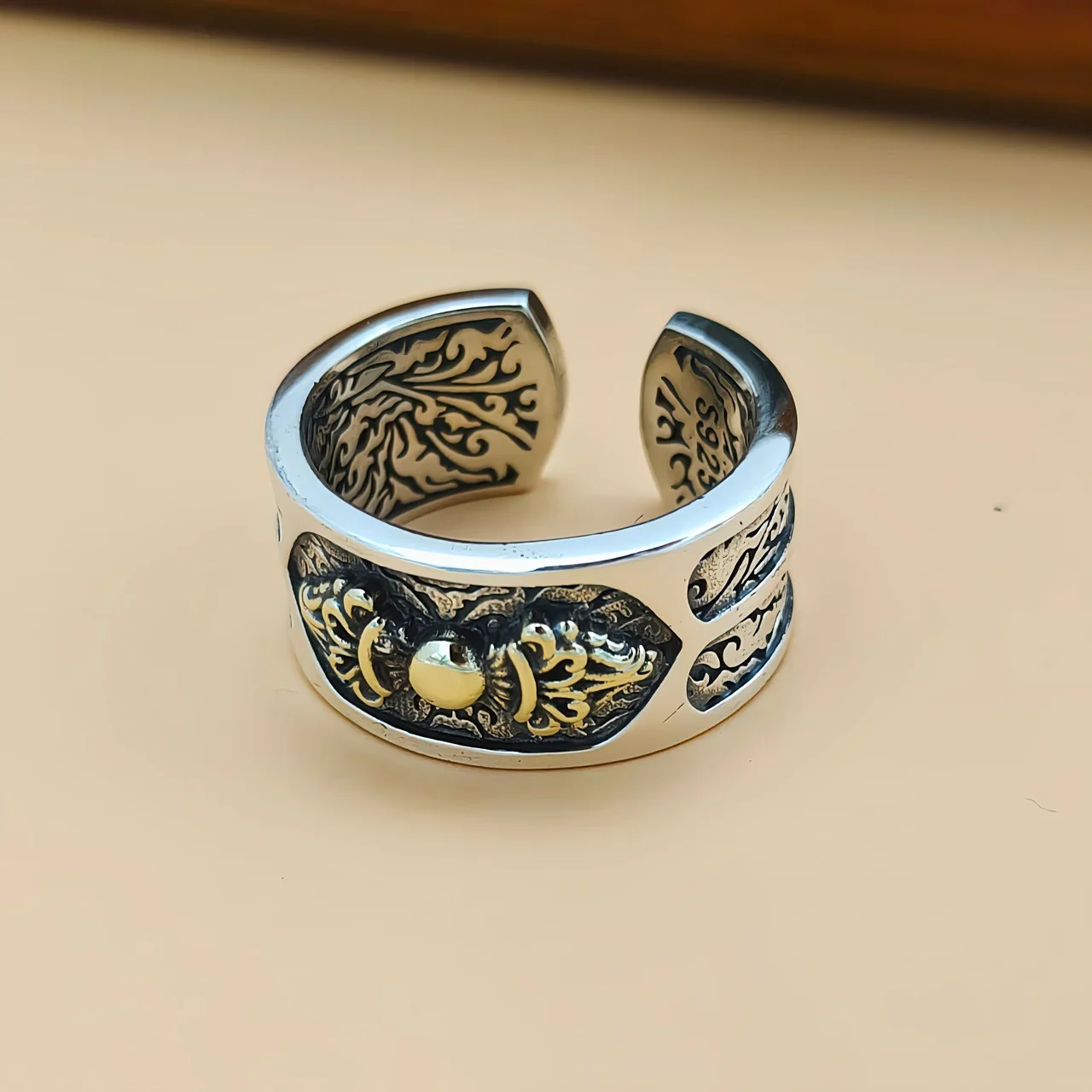 

Open men's retro elegant wide face trendy ethnic style personalized s925 sterling silver exquisite Vajra tangcao pattern ring