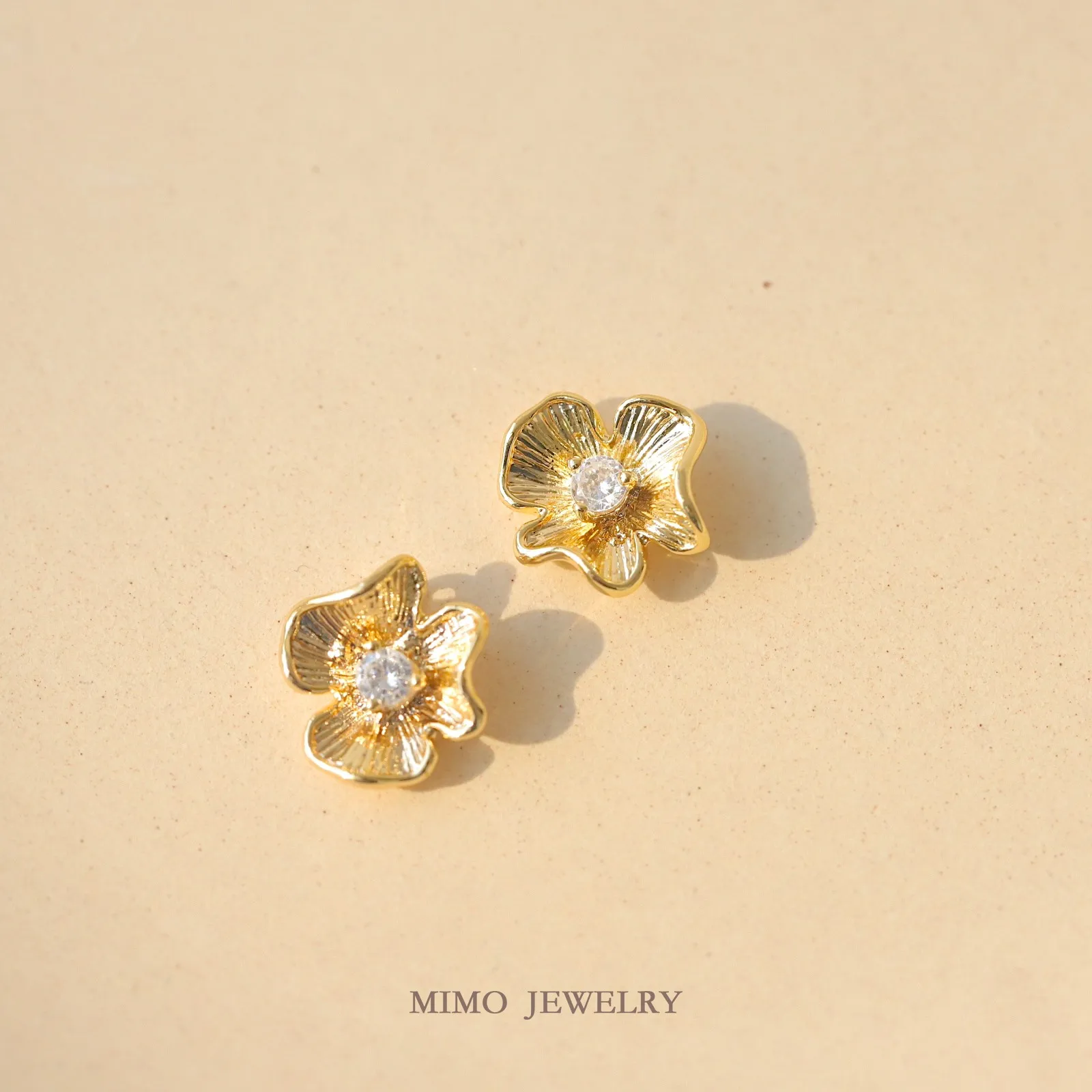 Dynamic Wrinkled Petals, Zircon Flowers, Small Flowers Charms Pendant Supplies DIY Hand Brass Gold Plated Accessories 10X10mm