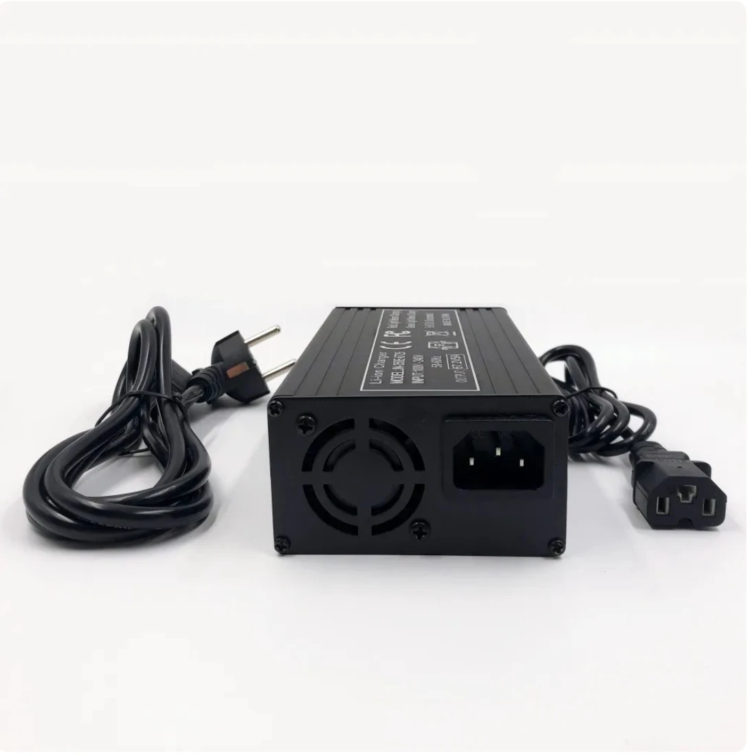 60V Fast Charger 67.2V/5A Charger For 16S 60V Electric Bike lithium Battery Charger IEC/PC Connector Strong Heat Dissipation