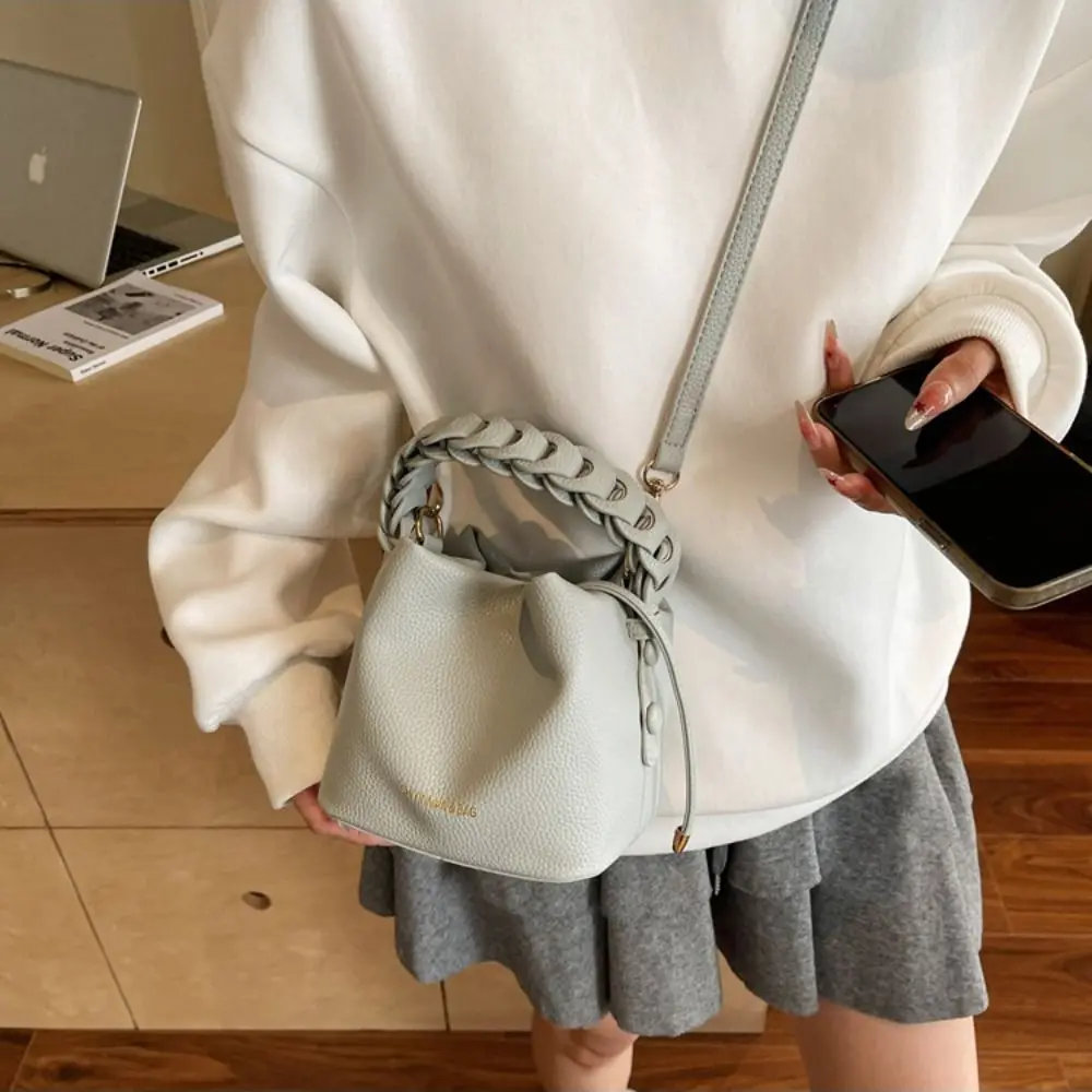 Przenośna torebka damska na ramię ze skóry PU, uniwersalna minimalistyczna torba crossbody, wytrzymała modna torebka typu bucket na imprezę.