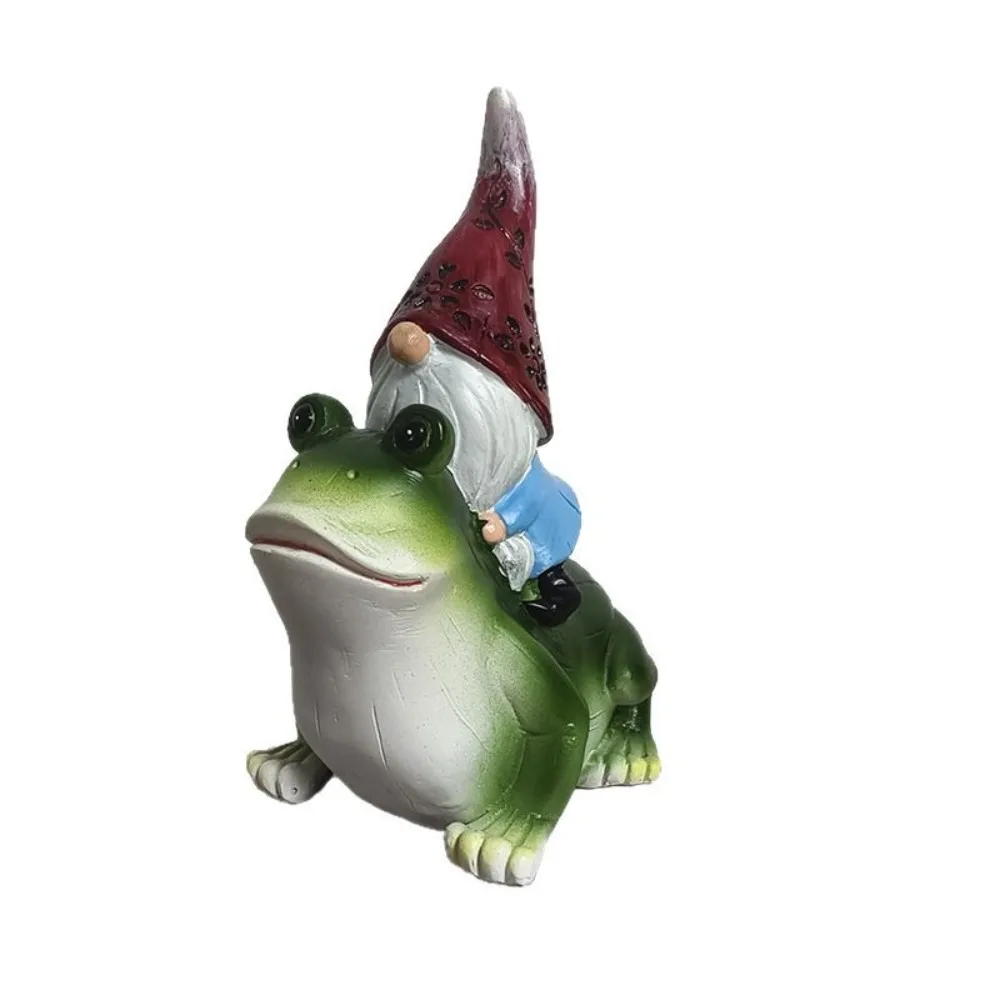 

Creative Cartoon Gnome Riding Frog Statue Resin Crafts Handmade Garden Gnomes Figurine Funny Dwarf Sculpture Home