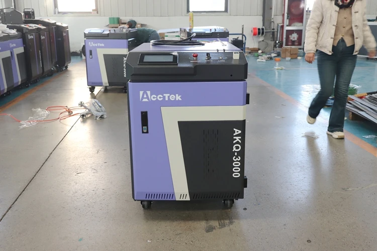 3000W Metal Roxide Pintura Remoção Máquina de Limpeza a Laser de Fibra Preço Max Raycus Fonte Laser