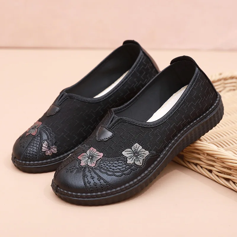 Women Loose Cpmfortable Flat Shoes Soft Sole Ladies Casual Shoes Round Toe Middle Aged and Elderly Mom Summer Shoe Light Loafers