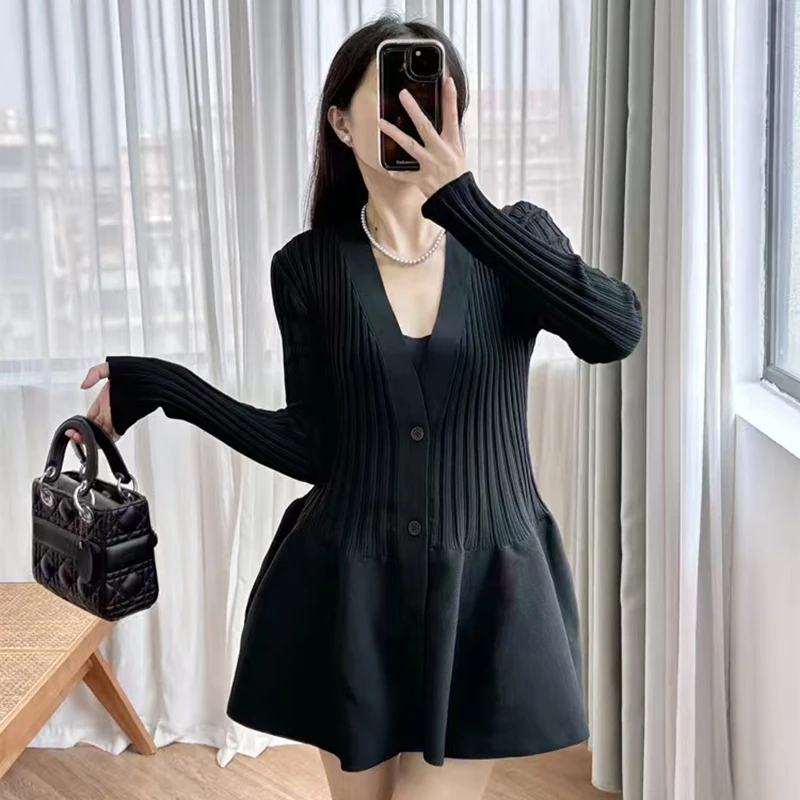 Elegant Ruffles Knitwear Cardigan Women French Sexy V-Neck Slim Long Sleeve Tops Y2K Femme Chic Buttons Knitted Sweater New