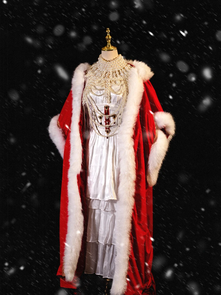 Catharina de Grote wordt gekroond met katoen gewatteerde imitatie vossenhaar rode fluwelen cape Kerstmis Nieuwjaar jurk