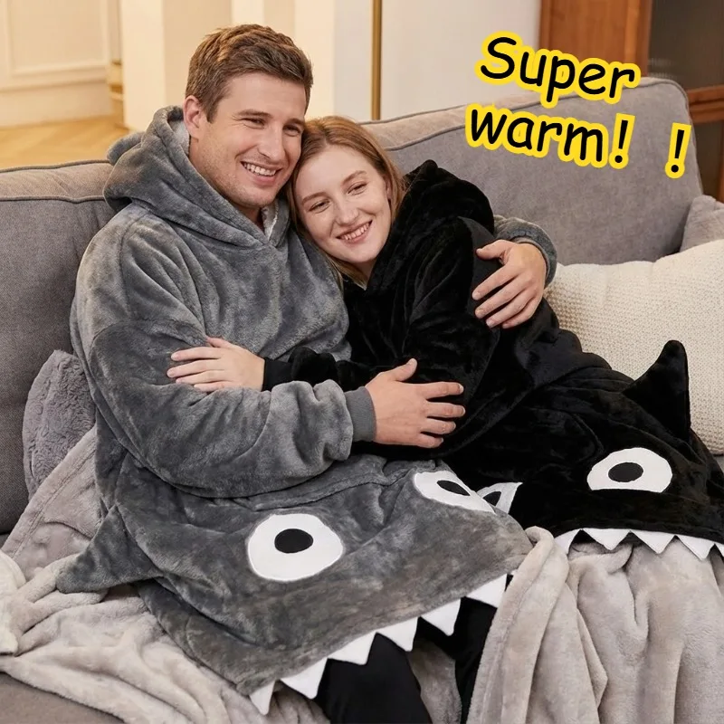

Thickened Shark Hooded Sleepwear Long Flannel Coat Warm Polyester Home Leisure Outwear for Couples Winter Comfort