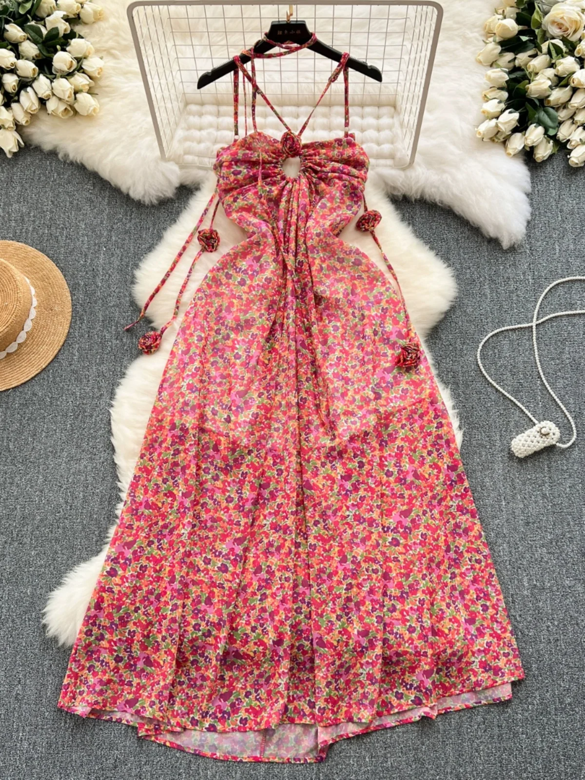 Retro Floral Hollow…