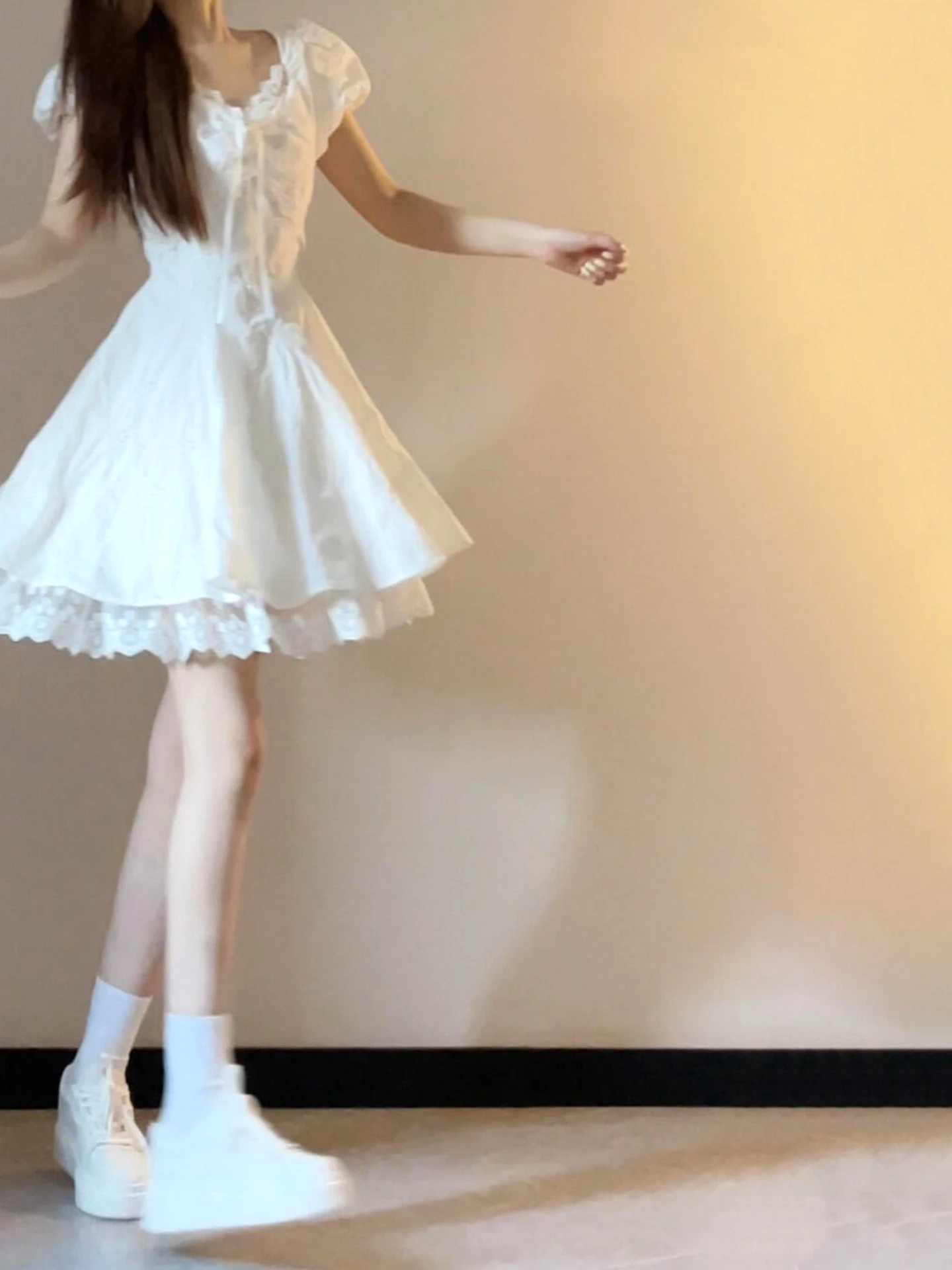 Unique Beautiful White A-Line  Dress Women's Summer 2026 New Style Slimming Waist Cinched Short Skirt French Style Lace S...