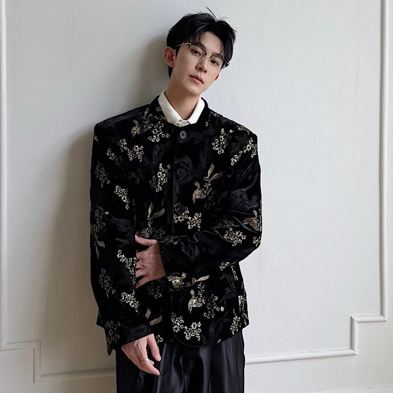 WTHT Trendy 2026 Summer Men'd Heavy Industy Flower Embroidery Blazer Coat Fashion Contrast Color Round Collar Jacket Male 2A3096