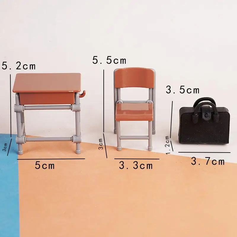 ชุดของตกแต่งห้องเรียน 1 ชุด ของเล่นจำลองขนาด 1:12 สำหรับบ้านตุ๊กตา ประกอบด้วยโต๊ะ เก้าอี้ กระดานดำ หนังสือ กระเป๋านักเรียน อุปกรณ์เสริมสำหรับบ้านตุ๊กตา