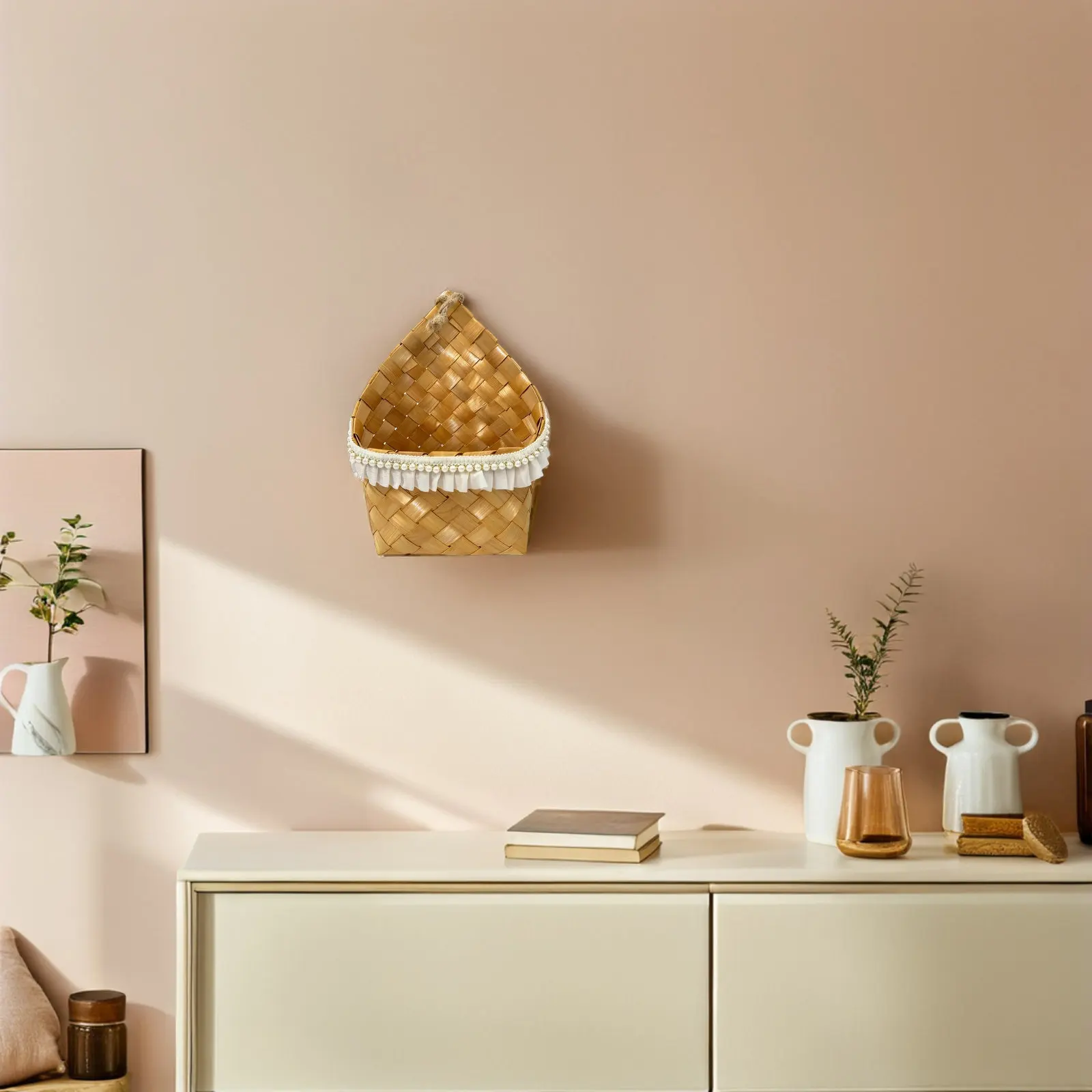 Rustic Waterproof Wicker Wall Hanging Flower Basket Pearl Skirt Decoration Wood Planter for Bedroom Kitchen Wall Mounted Plant