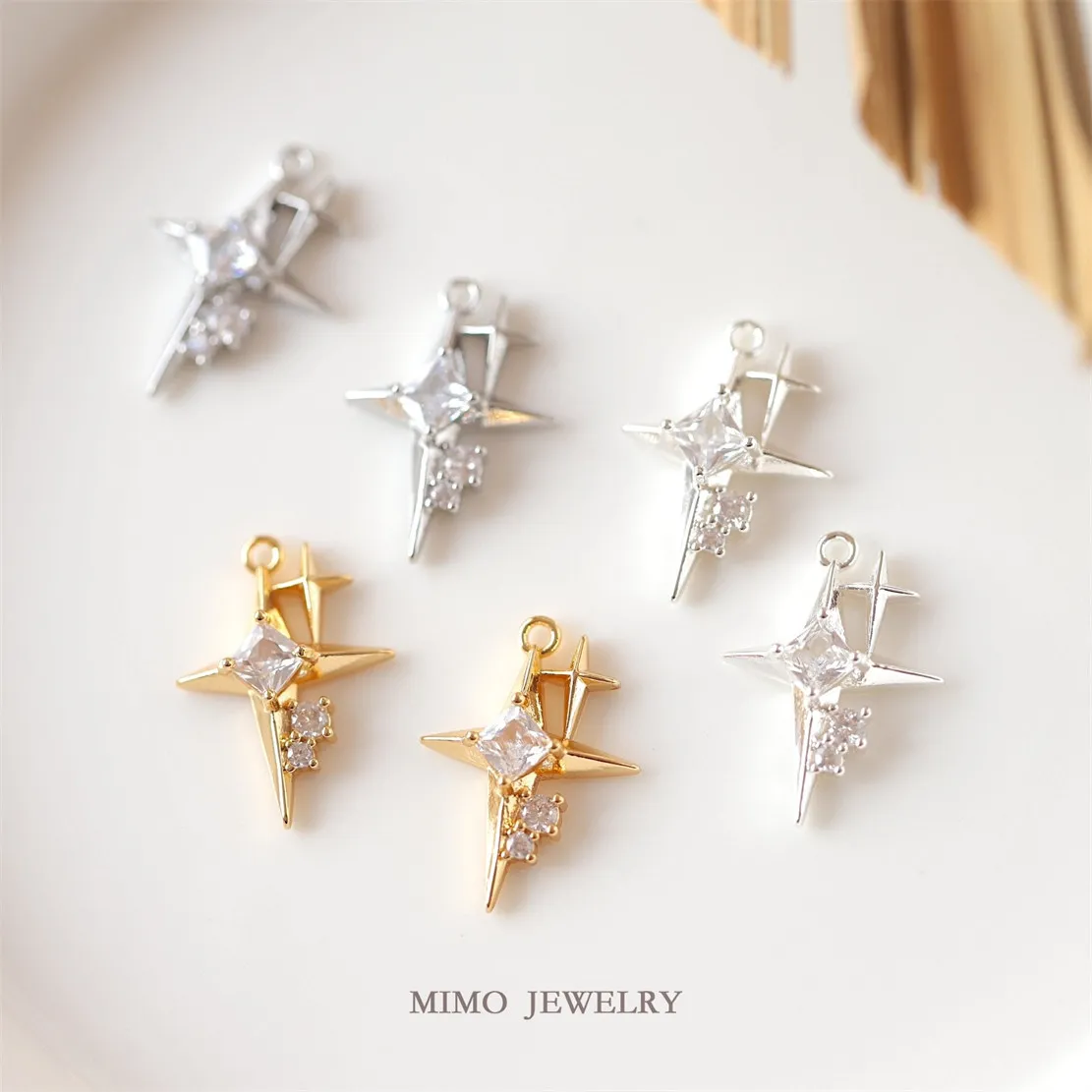 

Copper Plated with Real Gold, Personalized and Dazzling Zircon Three-dimensional Cross Double Star Pendant DIY Handmade Accessor