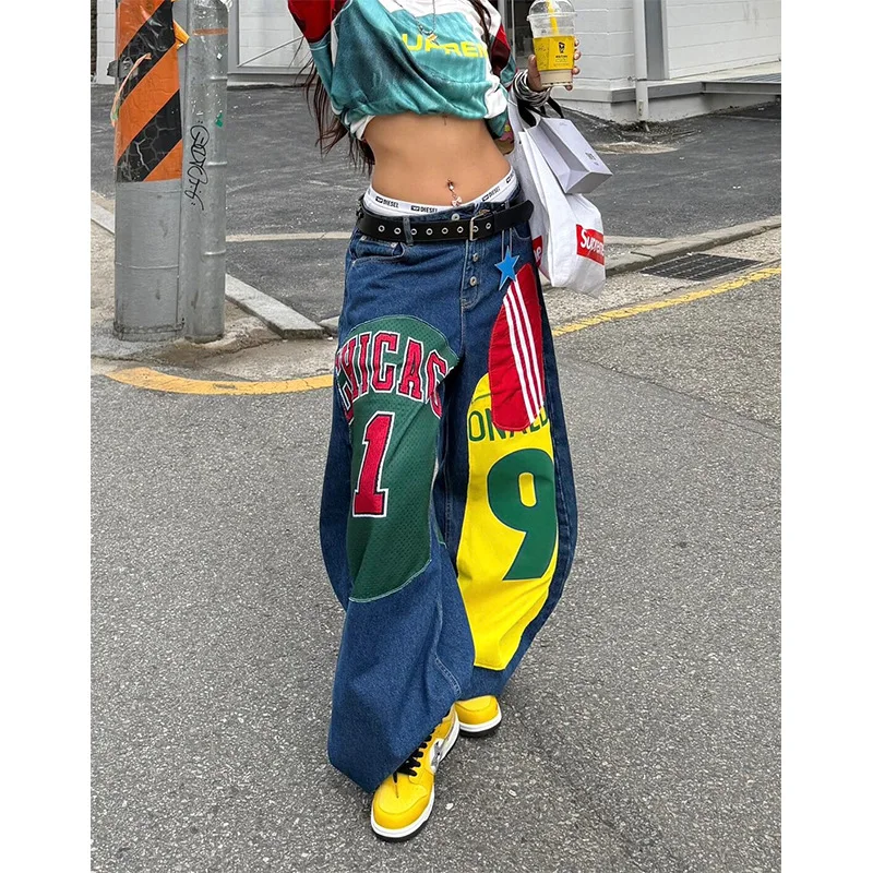 初秋の新しいスタイルの韓国の主流ストリートダンスルーズワイドレッグジーンズ、レトロプリントカーブナイフレディースジーンズ