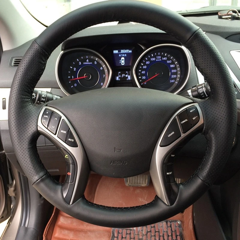 GNUPME czarna sztuczna skóra ręcznie szyta osłona na kierownicę do samochodu Hyundai Elantra 2011-2016 Avante i30 2012-2016
