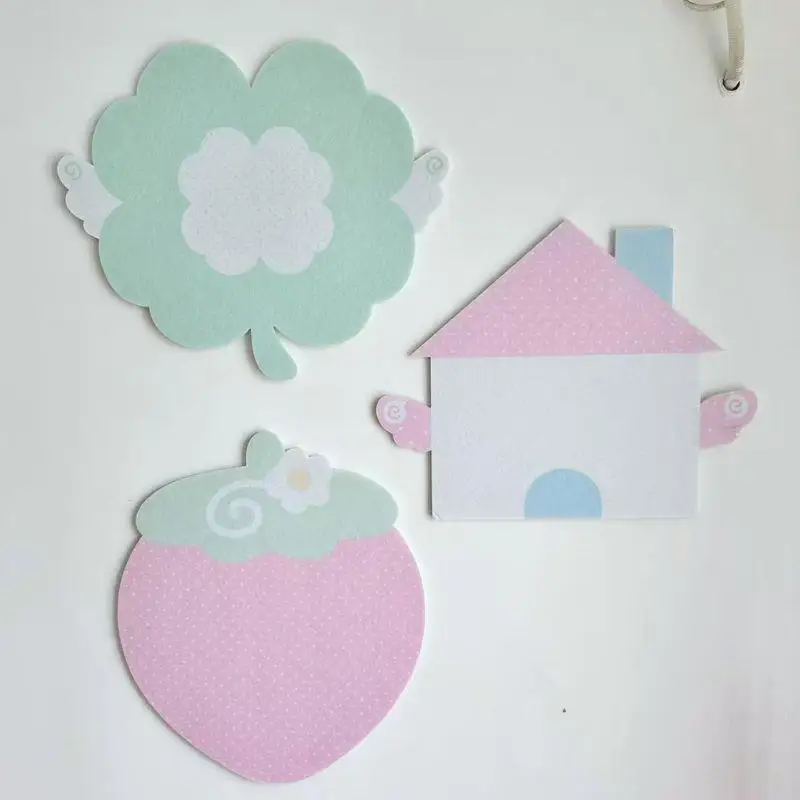 Ins الفراولة ورأى لوحة الإعلانات رسالة مجلس الكرتون البرسيم عرض الصور مجلس شكل خاص ورأى الألم مجلس الفن جدار ديكور