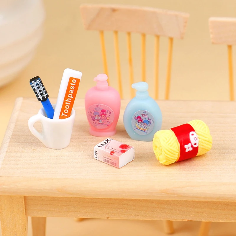 7Pcs/set 1:12 Dollhouse Bathroom Supplies Toothbrush Toothpaste Towel Shampoo Wash Set Model For Doll House Decor Kids Toys