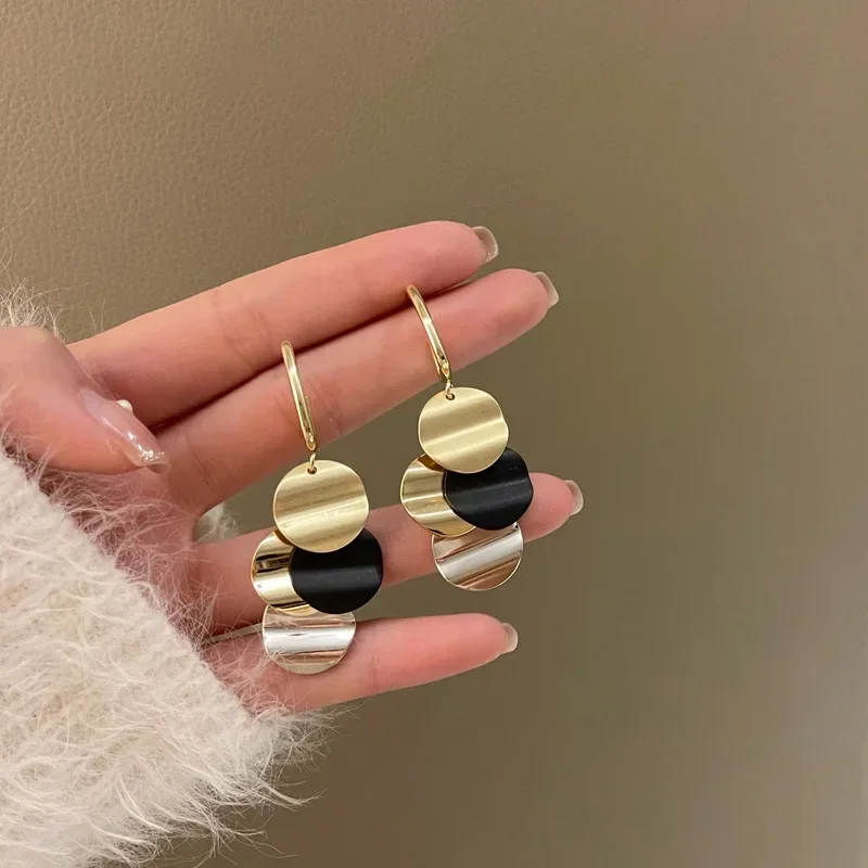 Temperament Four-Color Contrast Round Piece Pendant Earrings Girls Fashion Jewelry for Woman‘s Accessories Custom Jewelry