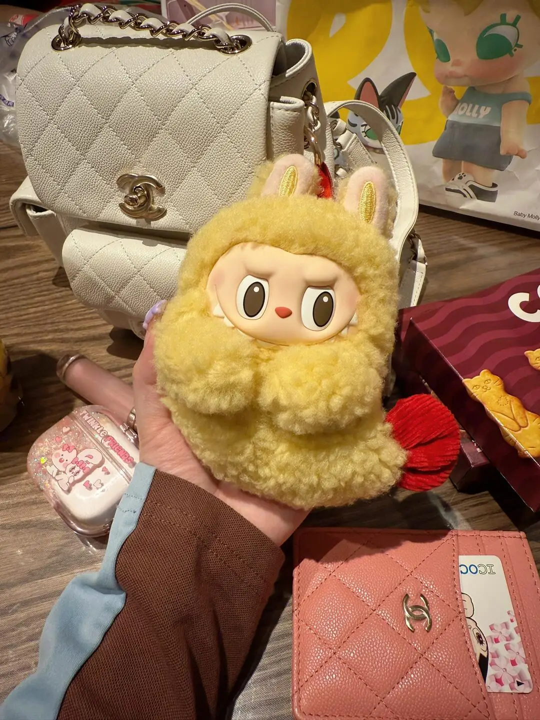 Everything You Need to Know About Moded and the Best Stand Phone Cases for Galaxy Z Fold