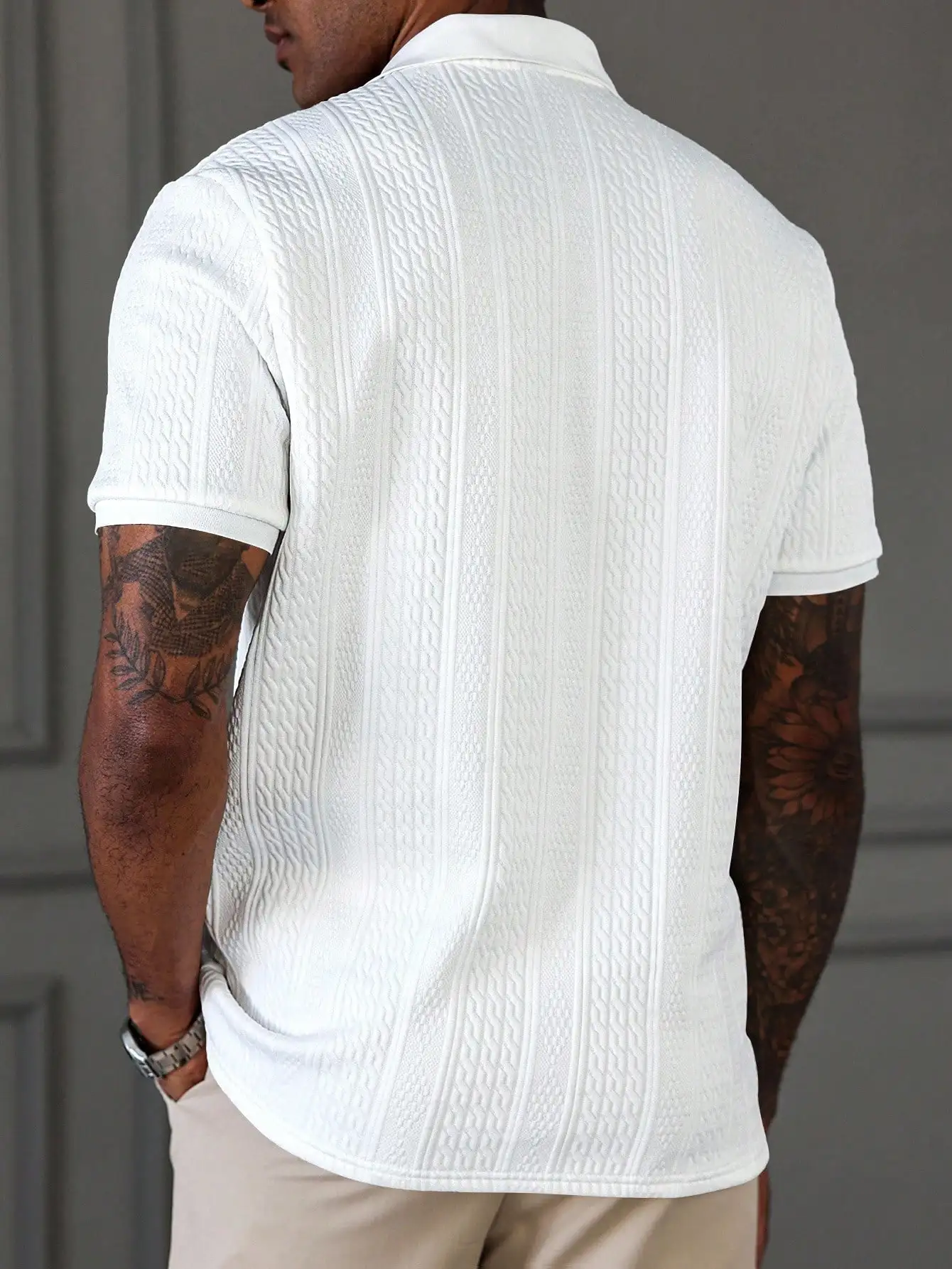 Men's White Textured Geometric Pattern Short Sleeve Polo Shirt Casual Wear