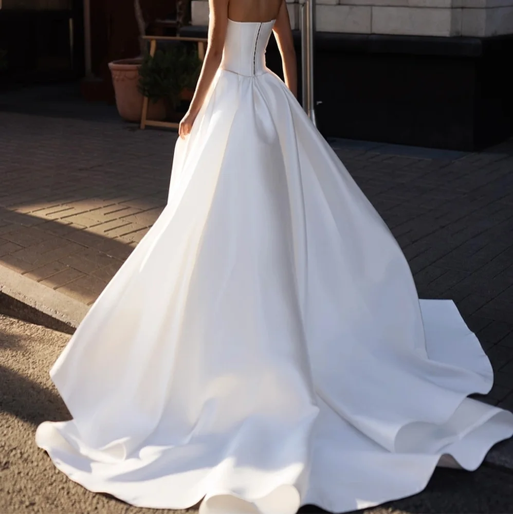 Robe de Soirée en Satin à Perles Délicates Personnalisées, Ligne A, Longueur au Sol, Sans Bretelles, Taille Personnalisée