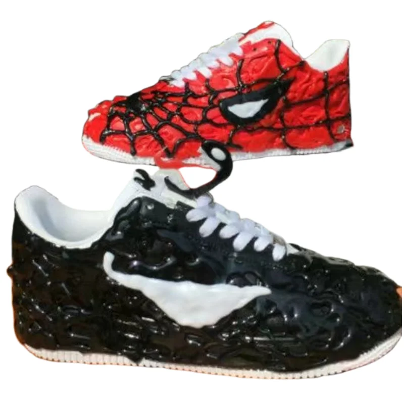 Marvel anime surrounding Spider-Man Venom hand-painted breathable casual sports soft bottom non-slip fashion mandarin duck shoes