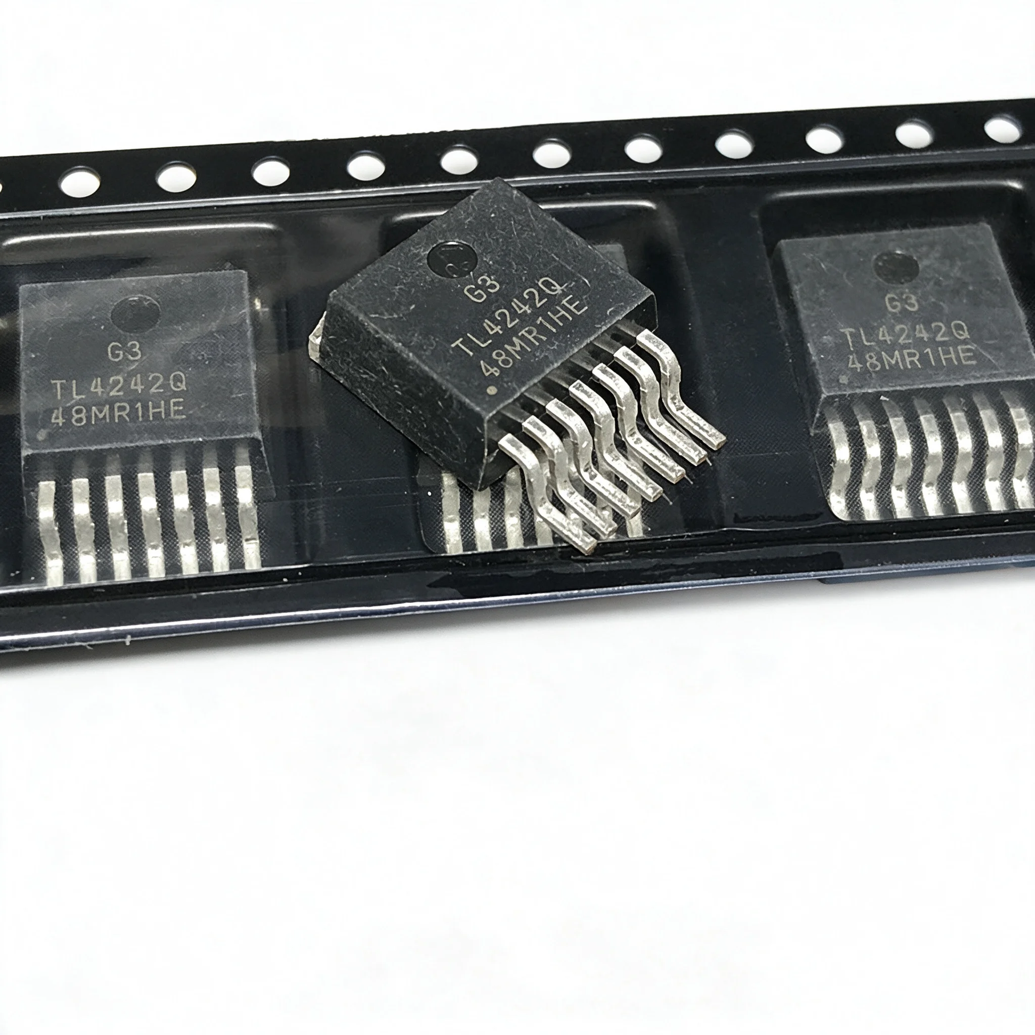 5piece TL4242Q TL4242QKTTRQ1 TO-263-7