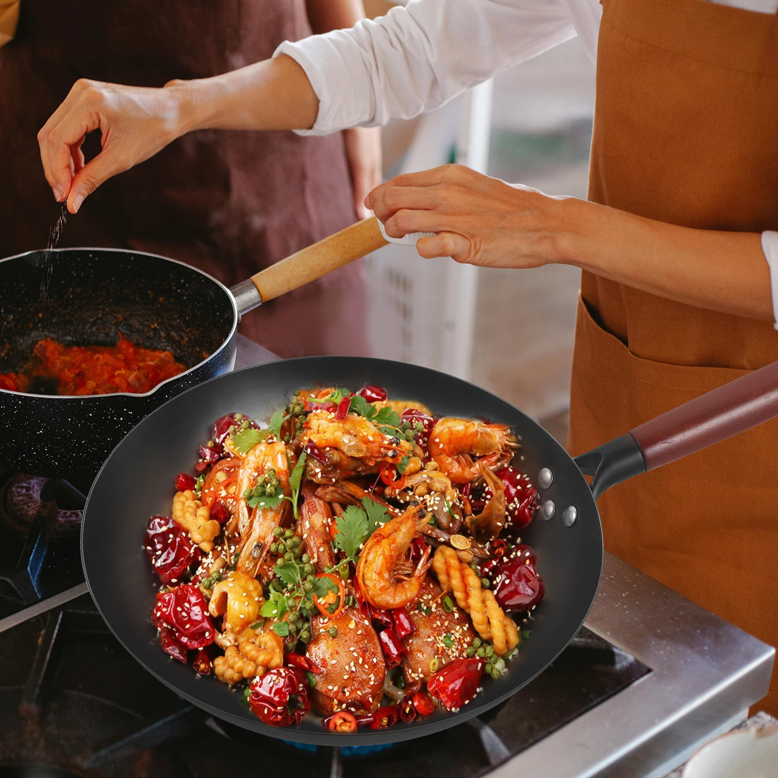 

Iron Stir Fry Pan Non-Stick Round Bottom Wok Multi-Function Cooking Pot Gas Stove Home Kitchen Essential Small Wok For