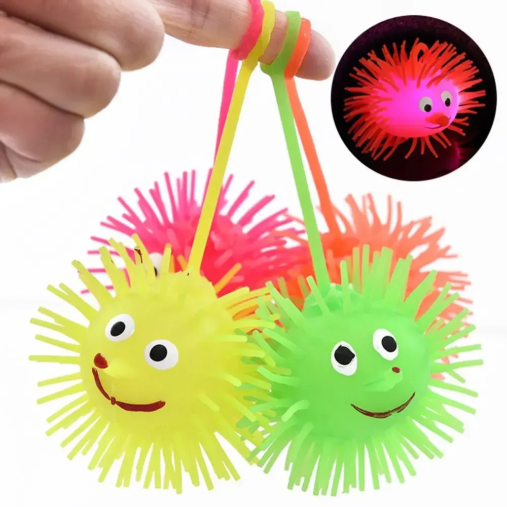 Elastische glow haar bal vent bal cartoon bal croquet soort zachte rubber spelgoed met led licht soort zachte rubber speelgoed