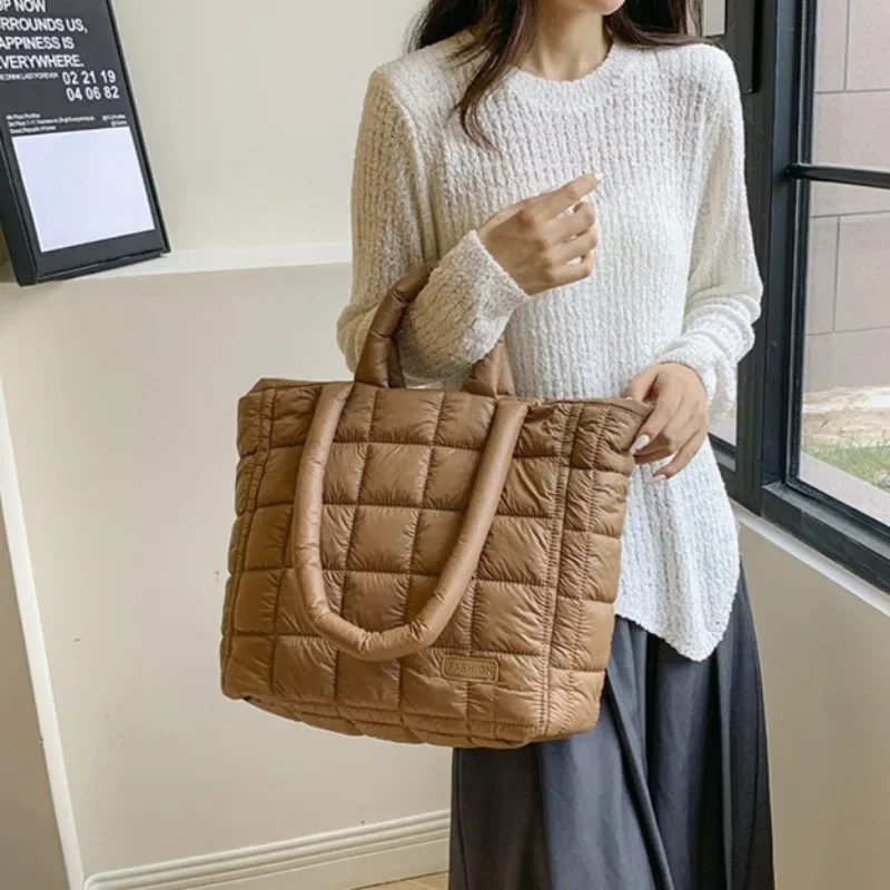 2024 invierno nuevo bolso de mano para mujer Otoño Invierno acolchado bolso de hombro nube bolso de gran capacidad bolso de compras