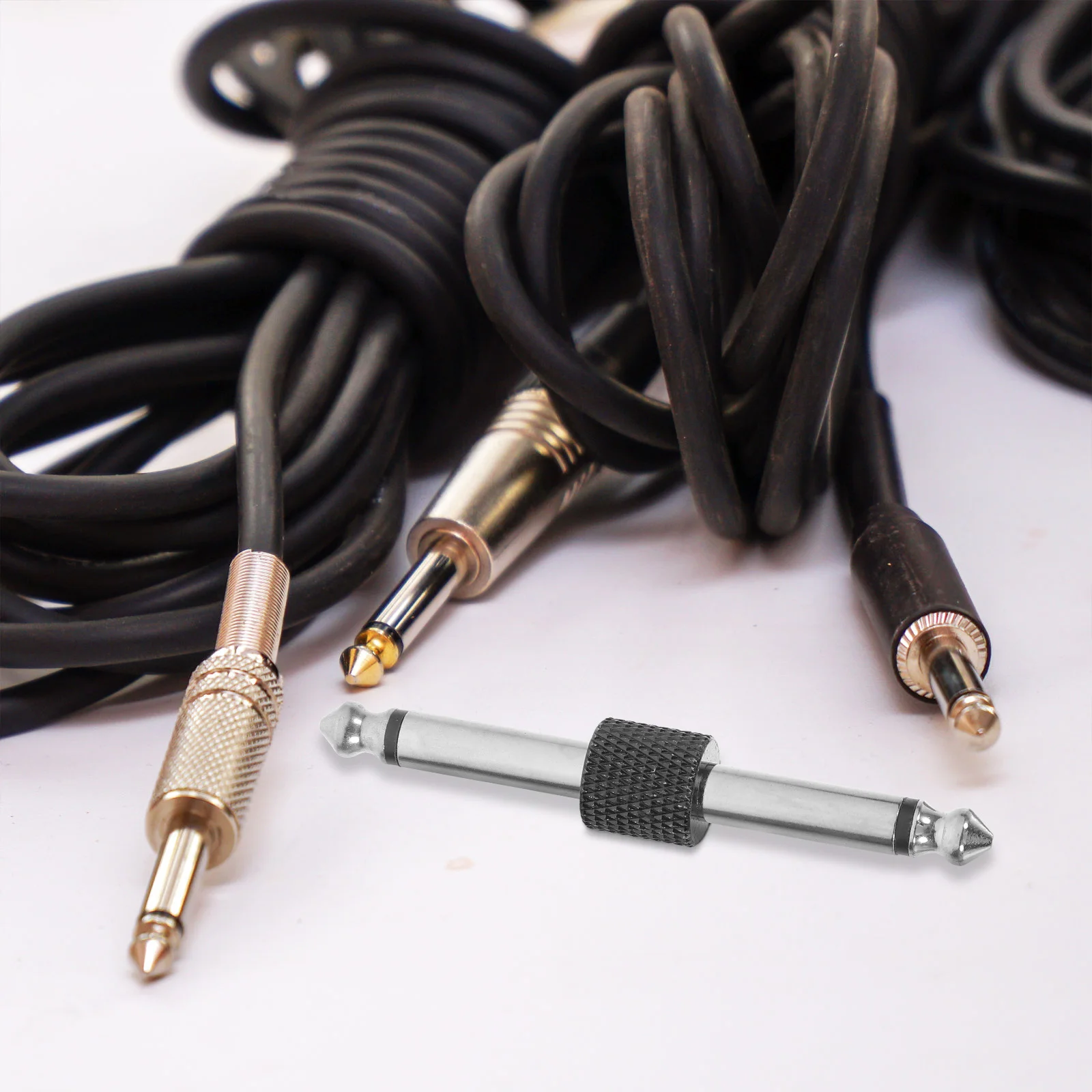 

3Pcs 6.35mm Electric Guitar Pedal Connector Durable Metal Construction Sleek Finish Easy Identification Guitar Pedal Connector