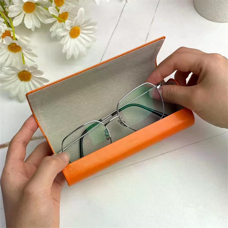 Portable Eyeglass Box Male Female Retro Hyperopia Glasses Case Small Fresh Student Anti-pressure Glasses Case