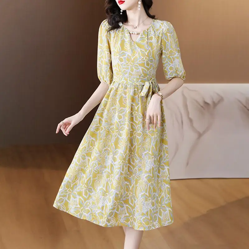

Oversized Spring Autumn New Temperament Dresses Women Clothes Floral Fashion Midi Dress Hollow Out Pullover Ladies Dresses Trend