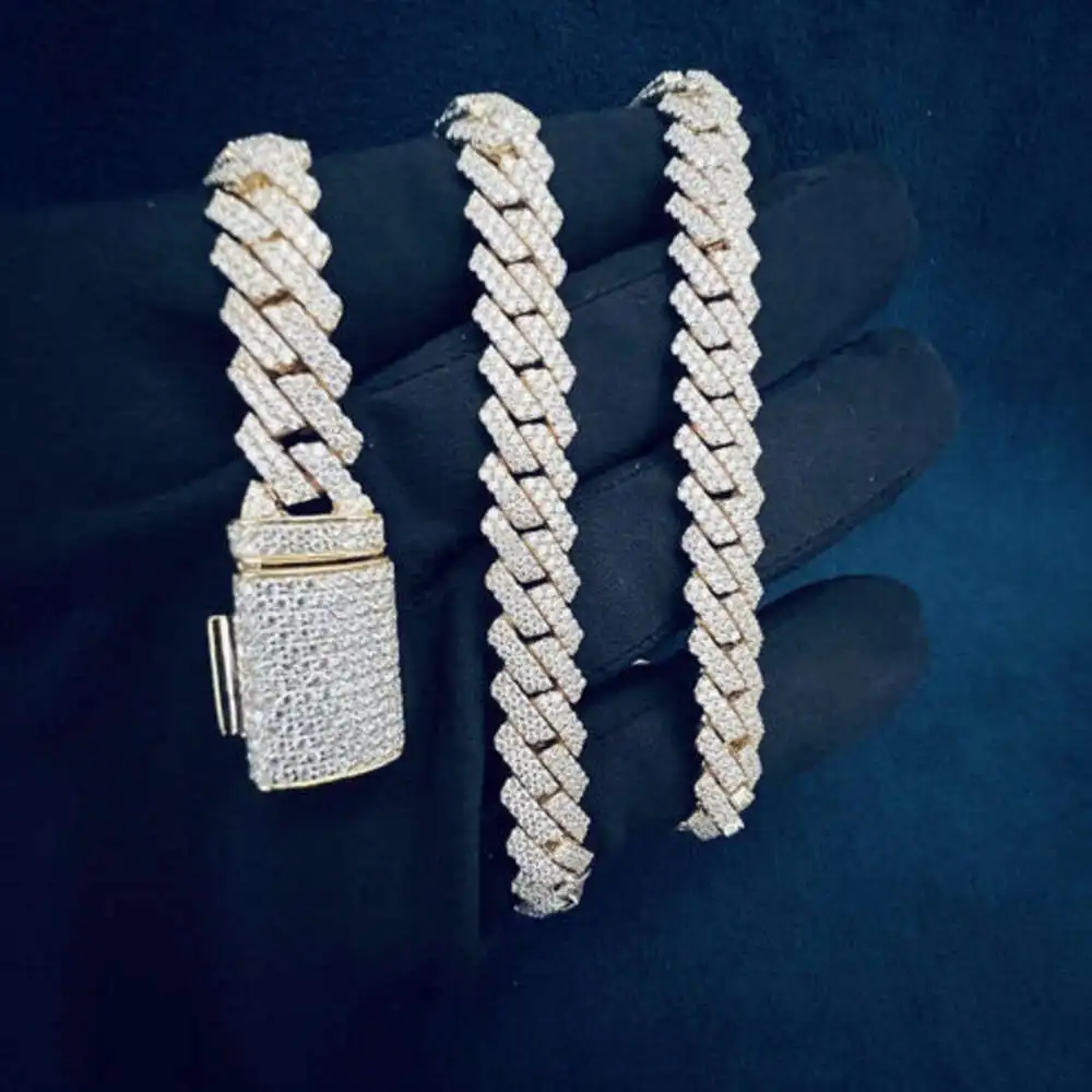 

Exclusive Hip Hop Fashion Trendy 12mm Vvs Round Moissanite Diamond Cuban Link Chain at Best Prices From India