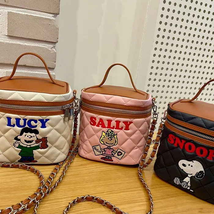Anime Snoopy Storage Bags for Women Cartoon Shoulder Crossbody Bag Large Capacity Cute Handbag Girls Cosmetic Bags Birthday Gift