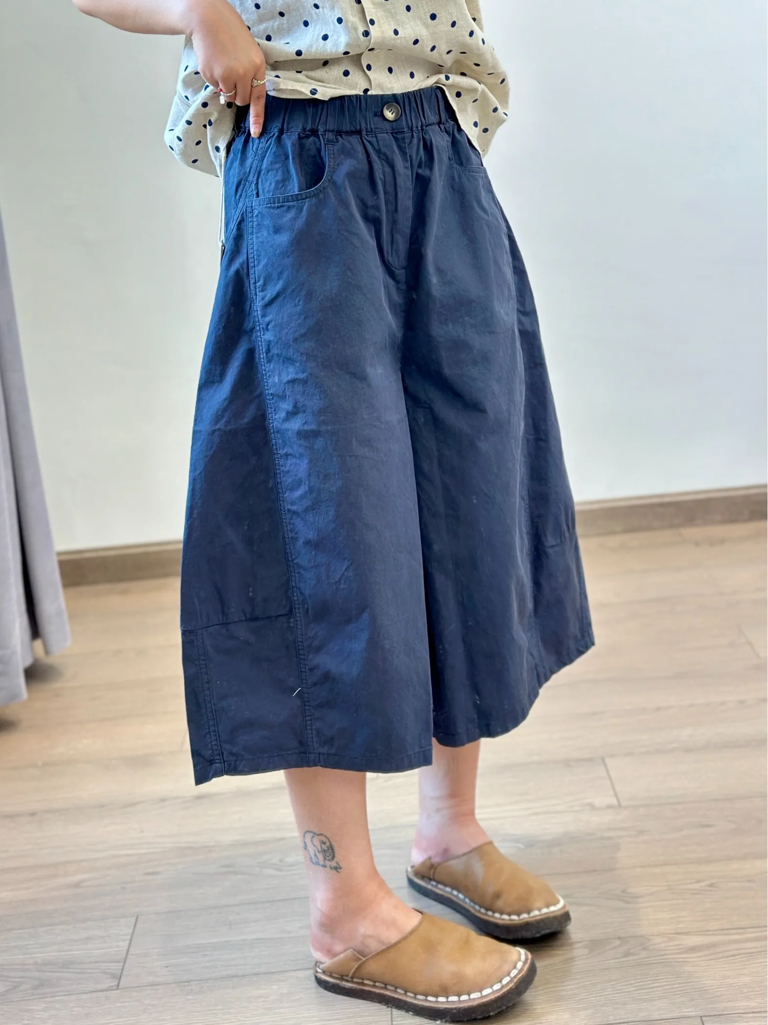 伸縮性ウエストワイドレッグパンツルーズフィット痩身和風夏カジュアルパンツ女性用通勤ファッションポケットディテール