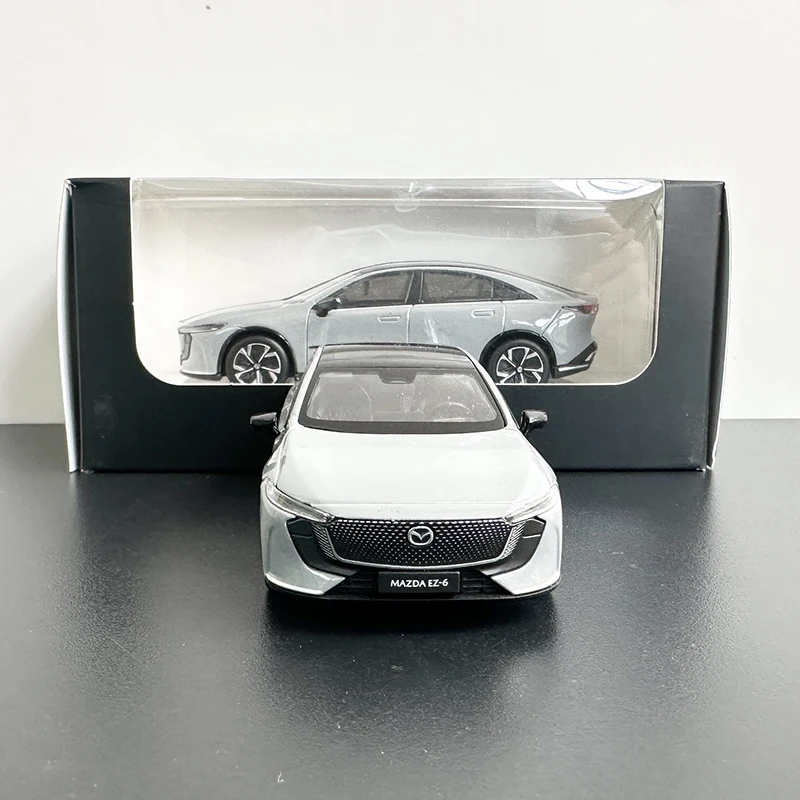 1:43 Mazda EZ6 EZ-6 Auto in lega Fonde sotto pressione e veicoli giocattolo Modello di auto Modello in scala in miniatura per bambini