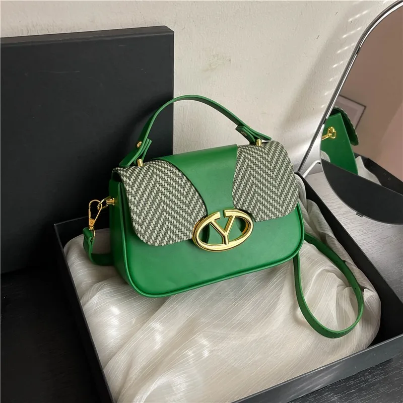 

Trendy Design Women Luxury Leather Tote Bag Elegant Shoulder Handbag Classic Fashionable Crossbody Style Daily Commuter Use