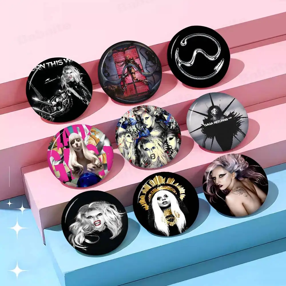 Legendary singer L-Lady Gaga 32/44/58mm Handmade Pin Round Snap-in Brooches for Backpack Cothes Accessories Badge Hat Decoration