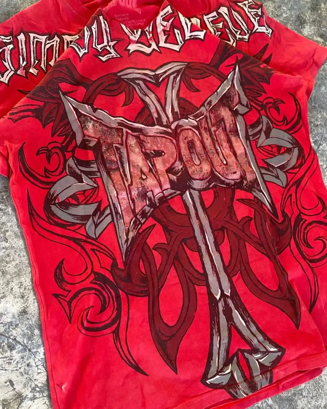New Red Tapout Graffiti Series T-Shirts Unisex High Street American Gothic Vintage Tops Harajuku Hip-Hop Punk Rock Short Sleeves